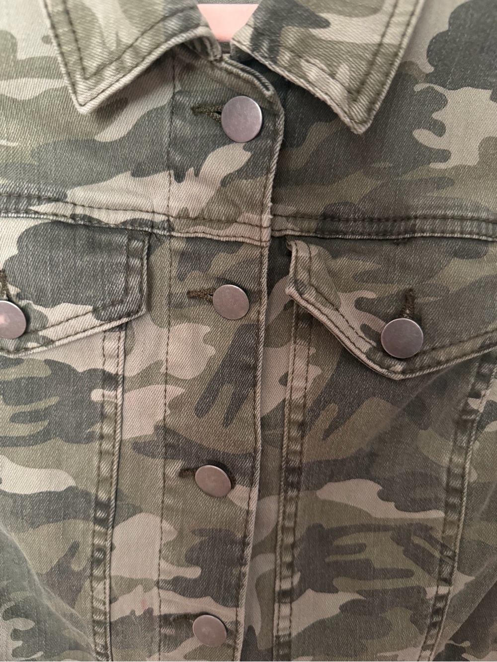 Kut from the Kluth Camo Denim Jacket - Size: Medium - Picture 3 of 7